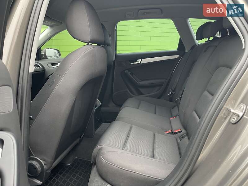 Универсал Audi A4 2015 в Киеве