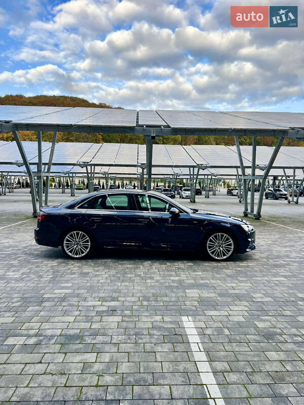 Седан Audi A4 2018 в Львові