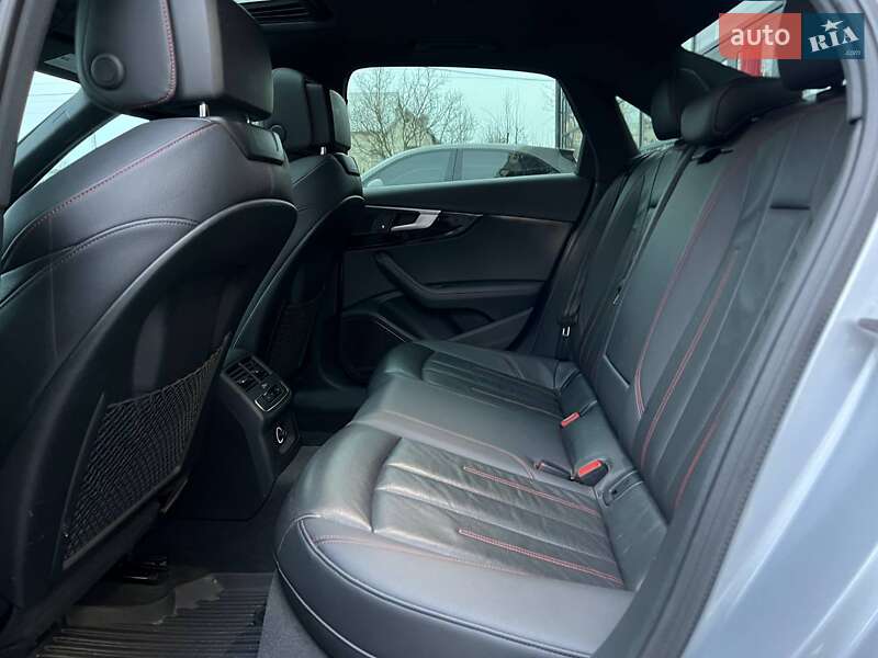 Седан Audi A4 2017 в Івано-Франківську