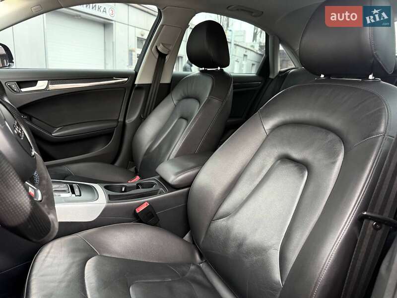 Седан Audi A4 2014 в Кривом Роге