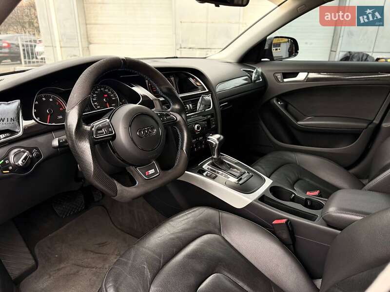 Седан Audi A4 2014 в Кривом Роге