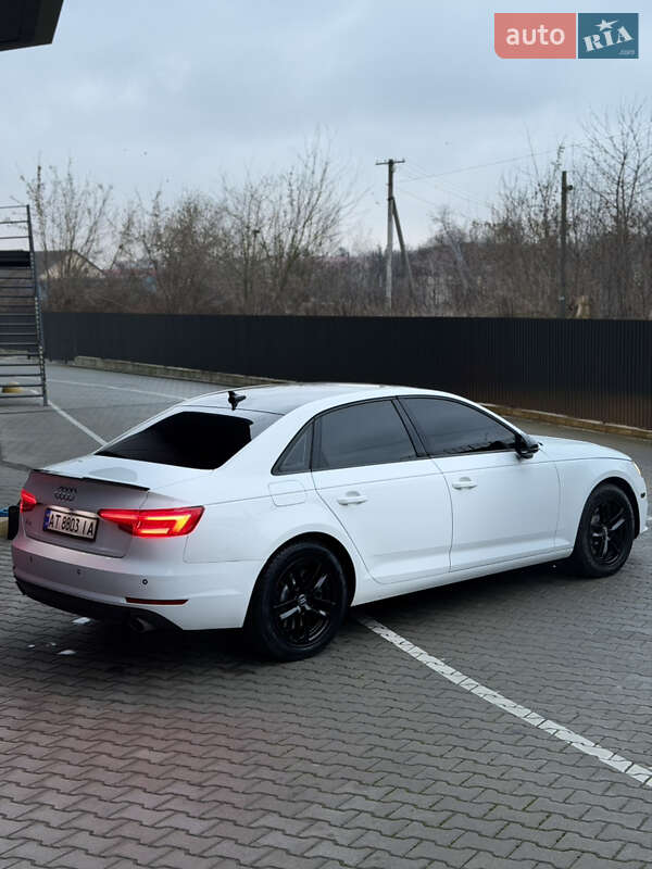 Седан Audi A4 2016 в Тернополе