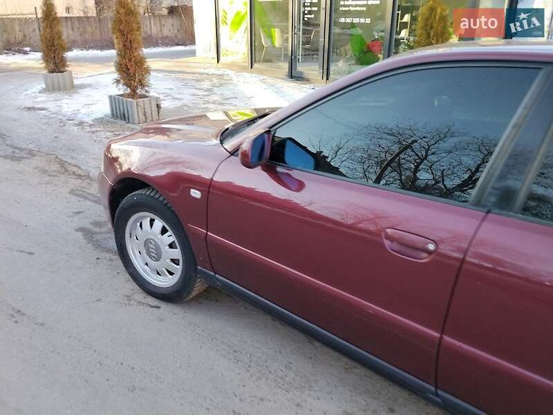 Седан Audi A4 1999 в Івано-Франківську