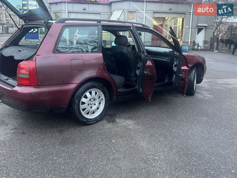 Универсал Audi A4 1998 в Одессе фото 6 Универсал Audi A4 1998 в Одессе