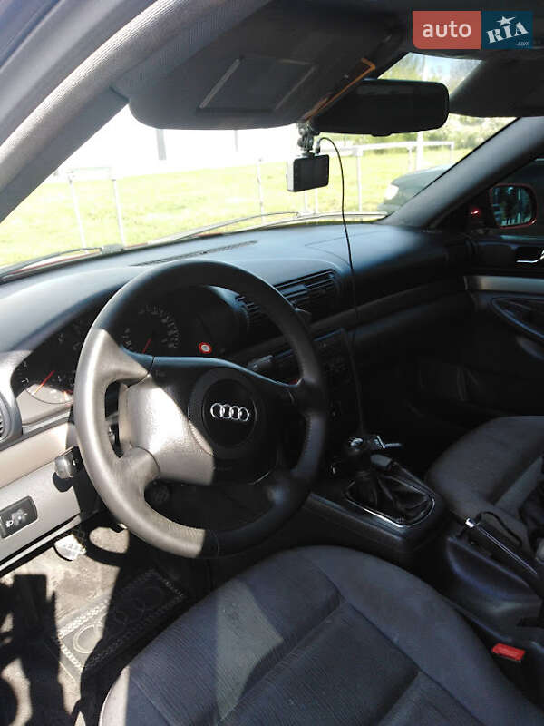 Седан Audi A4 1999 в Івано-Франківську