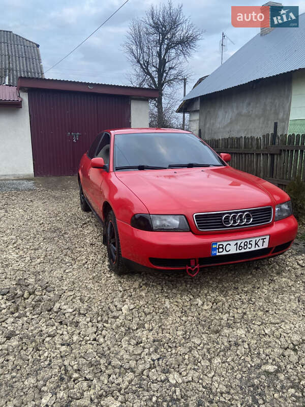 Седан Audi A4 1995 в Тернополе