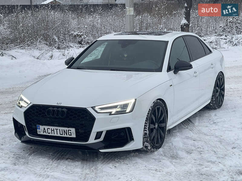 Седан Audi A4 2017 в Ивано-Франковске