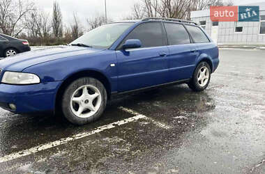 Универсал Audi A4 1999 в Киеве
