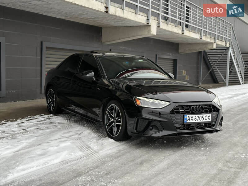 Седан Audi A4 2023 в Киеве