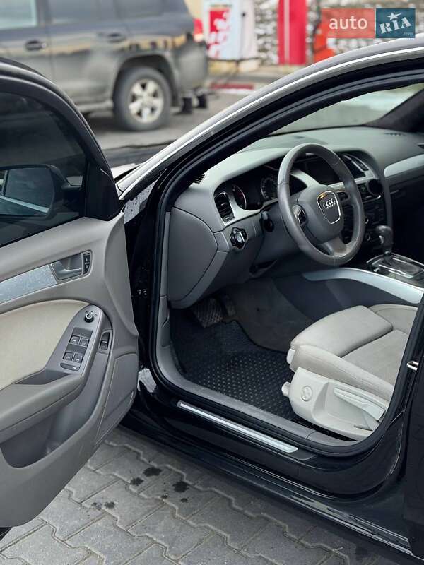 Седан Audi A4 2009 в Чернівцях
