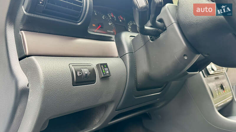 Седан Audi A4 2000 в Виннице