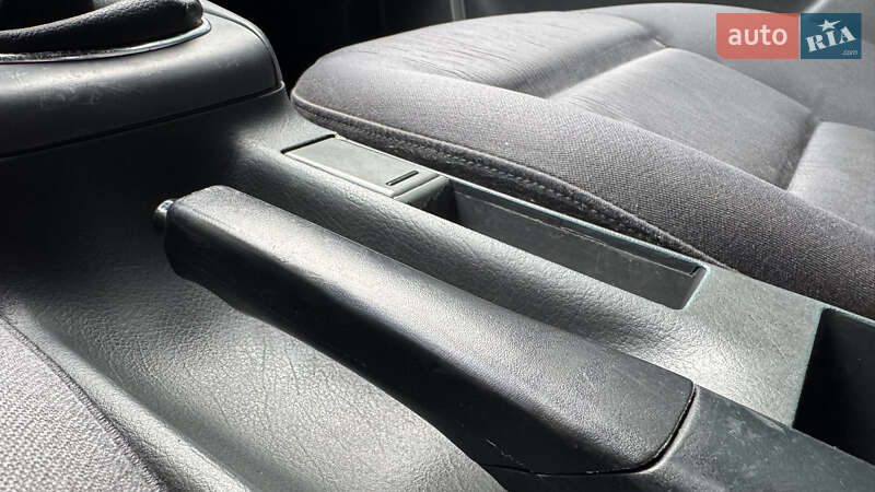 Седан Audi A4 2000 в Виннице