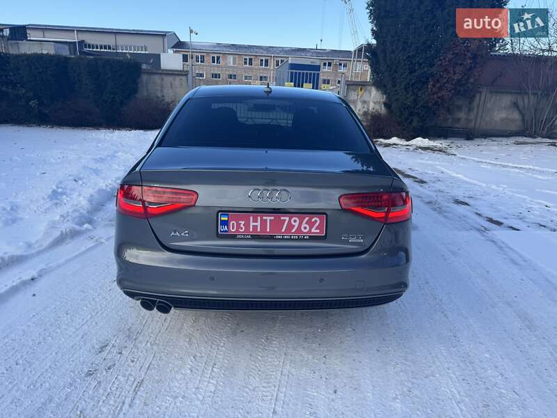 Седан Audi A4 2014 в Луцьку