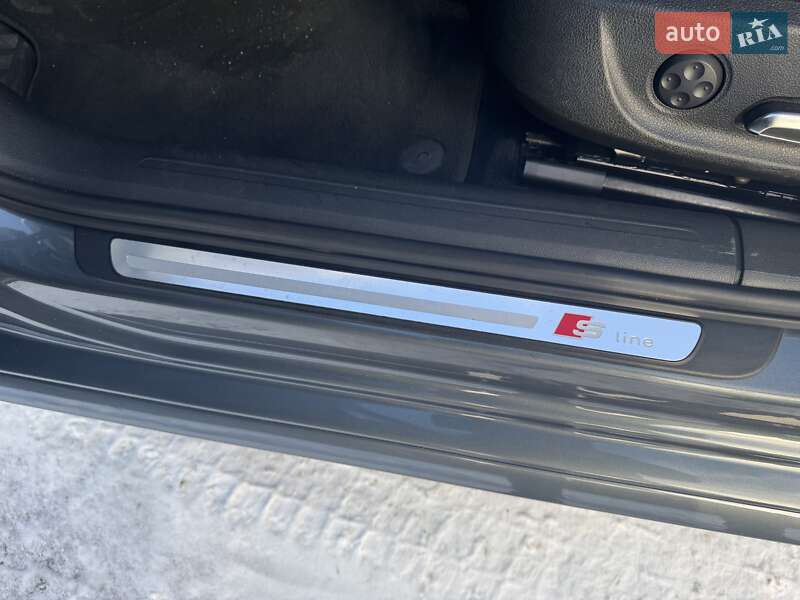 Седан Audi A4 2014 в Луцьку