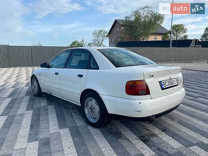 Седан Audi A4 1995 в Кременчуці фото 4 Седан Audi A4 1995 в Кременчуці