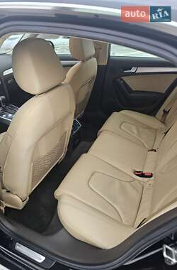 Седан Audi A4 2012 в Ровно
