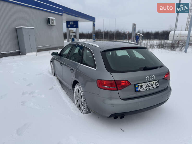 Універсал Audi A4 2010 в Сарнах