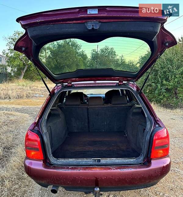 Универсал Audi A4 1998 в Одессе