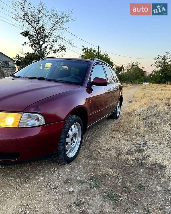 Универсал Audi A4 1998 в Одессе