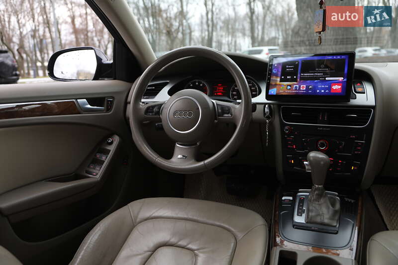 Седан Audi A4 2011 в Харькове