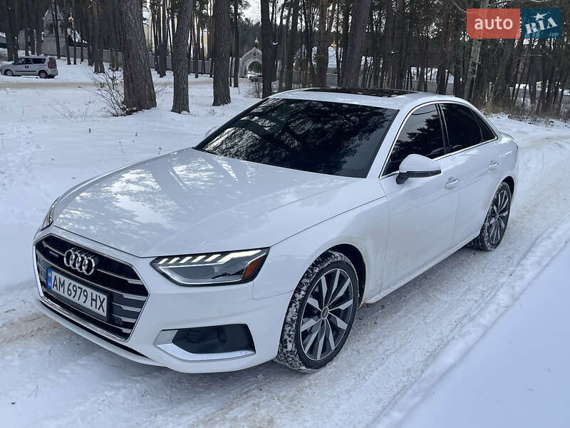 Седан Audi A4 2022 в Житомире