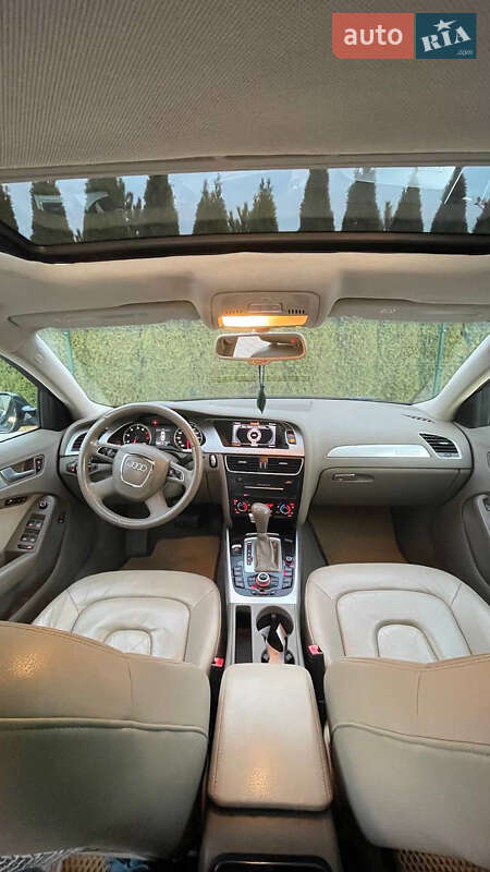 Седан Audi A4 2012 в Одессе