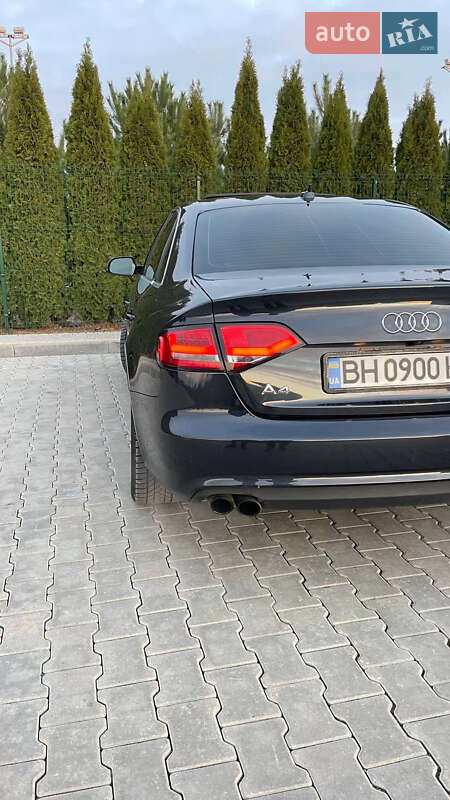 Седан Audi A4 2012 в Одессе