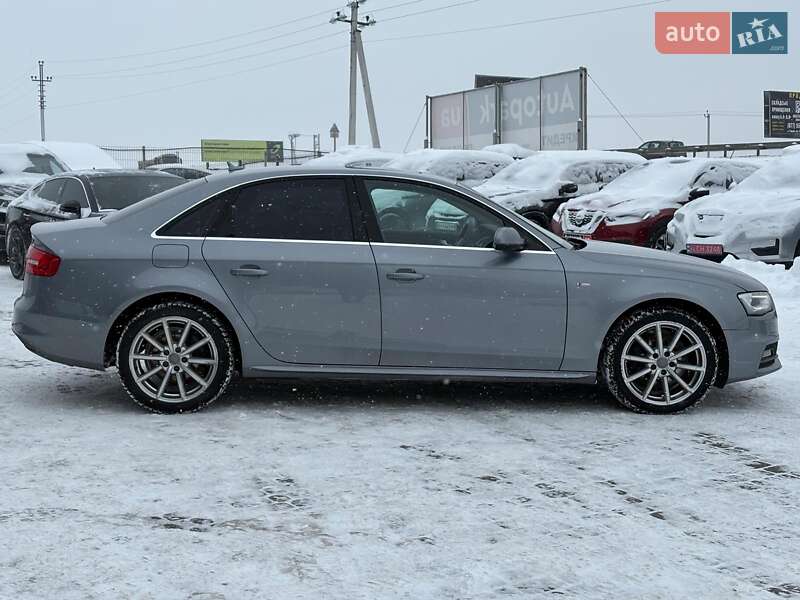 Седан Audi A4 2015 в Львове