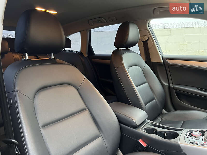 Универсал Audi A4 2013 в Днепре