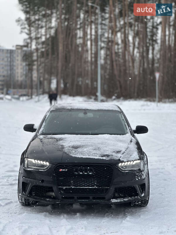 Седан Audi A4 2013 в Житомире