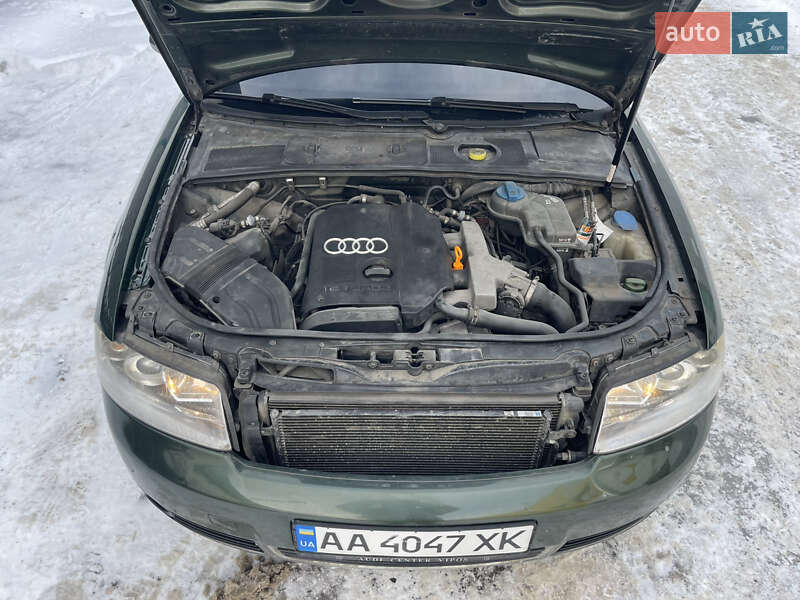 Седан Audi A4 2001 в Киеве