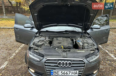 Седан Audi A4 2012 в Херсоне