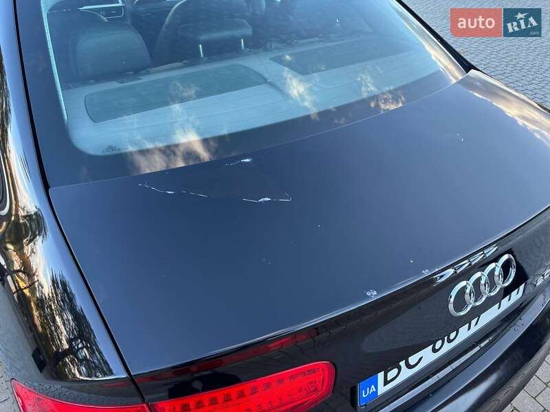 Седан Audi A4 2015 в Винниках
