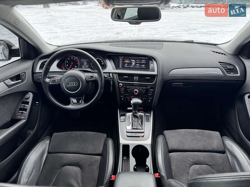Седан Audi A4 2012 в Киеве