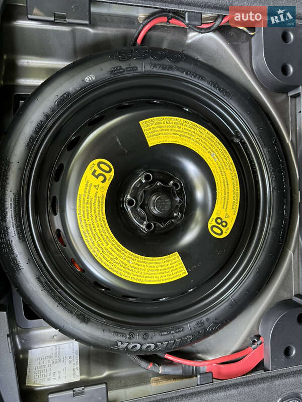 Седан Audi A4 2016 в Киеве