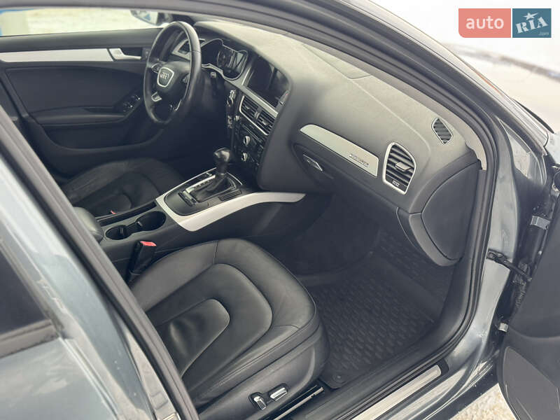 Седан Audi A4 2013 в Хмельницком