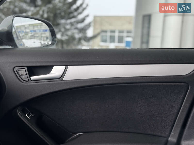 Седан Audi A4 2013 в Хмельницком