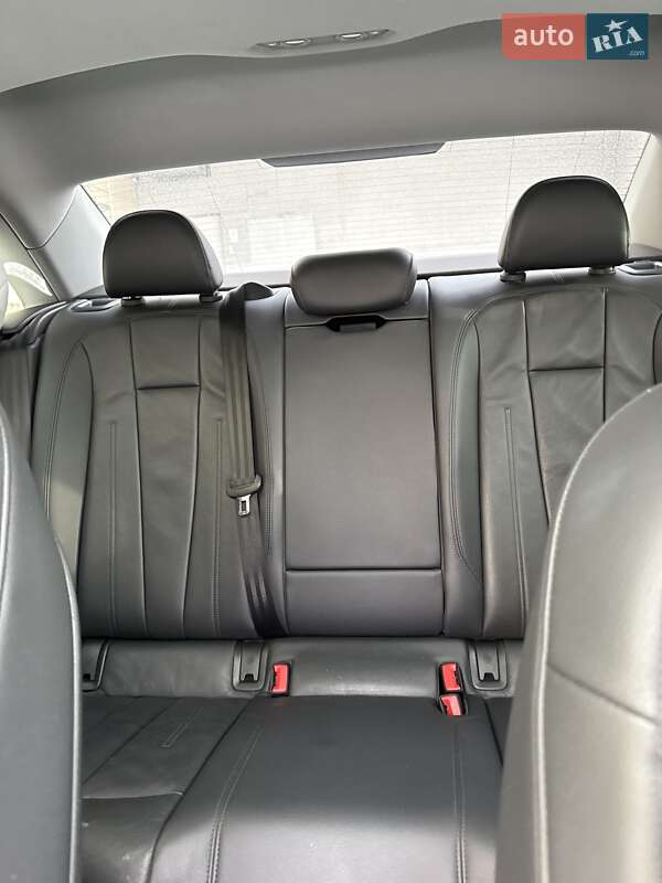 Седан Audi A4 2016 в Львове фото 59 Седан Audi A4 2016 в Львове