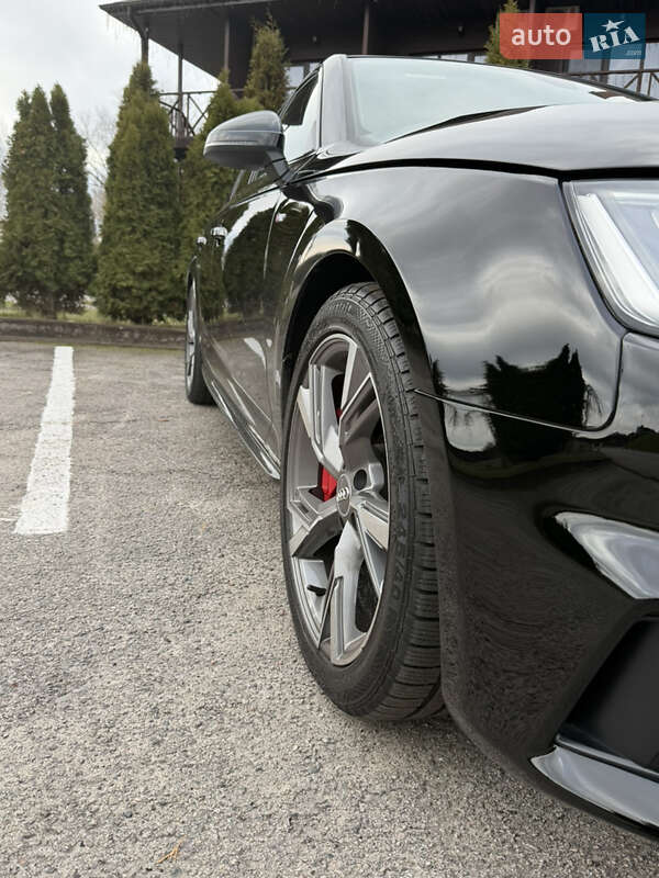 Седан Audi A4 2018 в Днепре