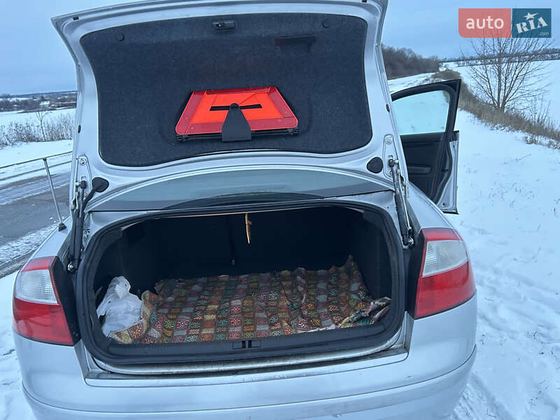 Седан Audi A4 2003 в Полтаве