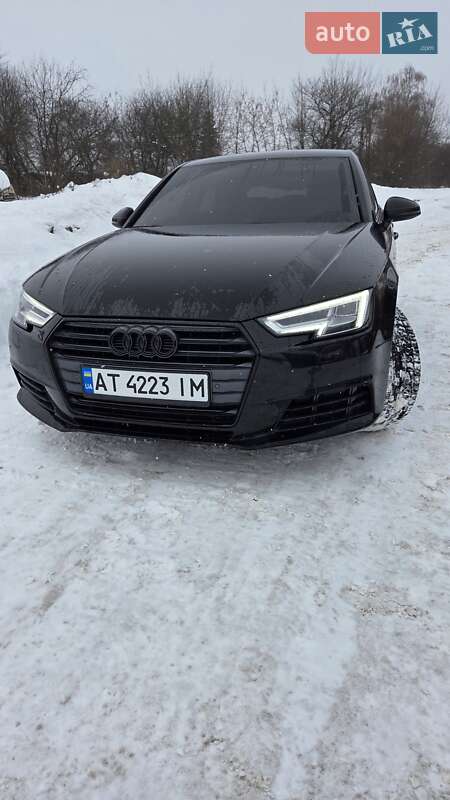 Седан Audi A4 2017 в Ивано-Франковске