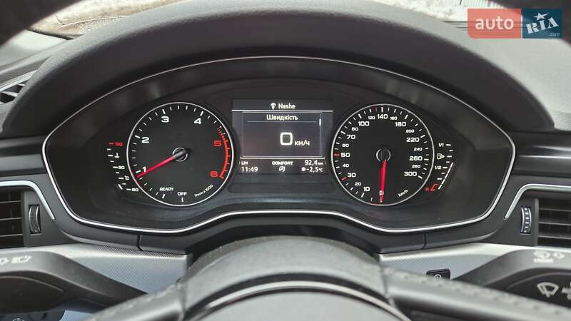 Седан Audi A4 2017 в Ивано-Франковске