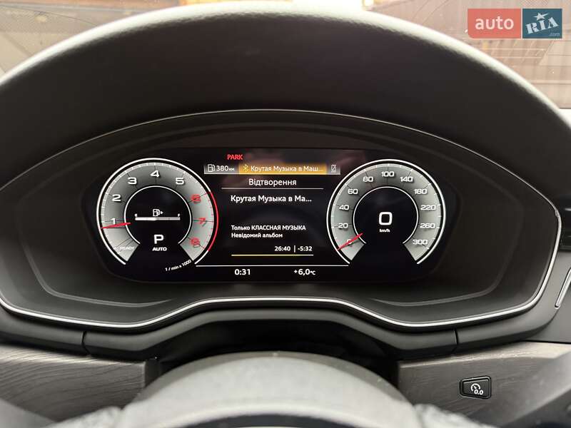 Седан Audi A4 2023 в Виннице