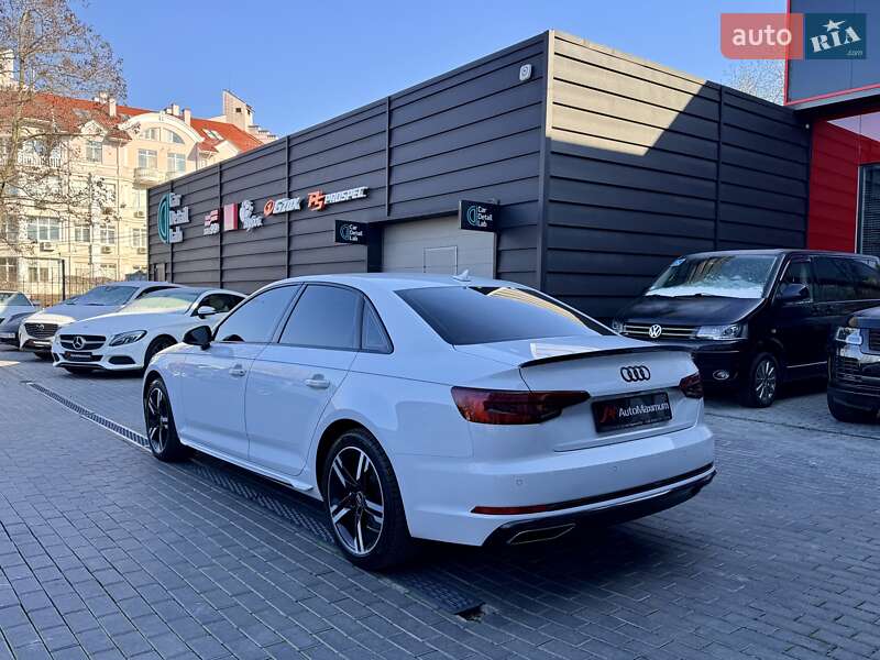 Седан Audi A4 2019 в Одессе