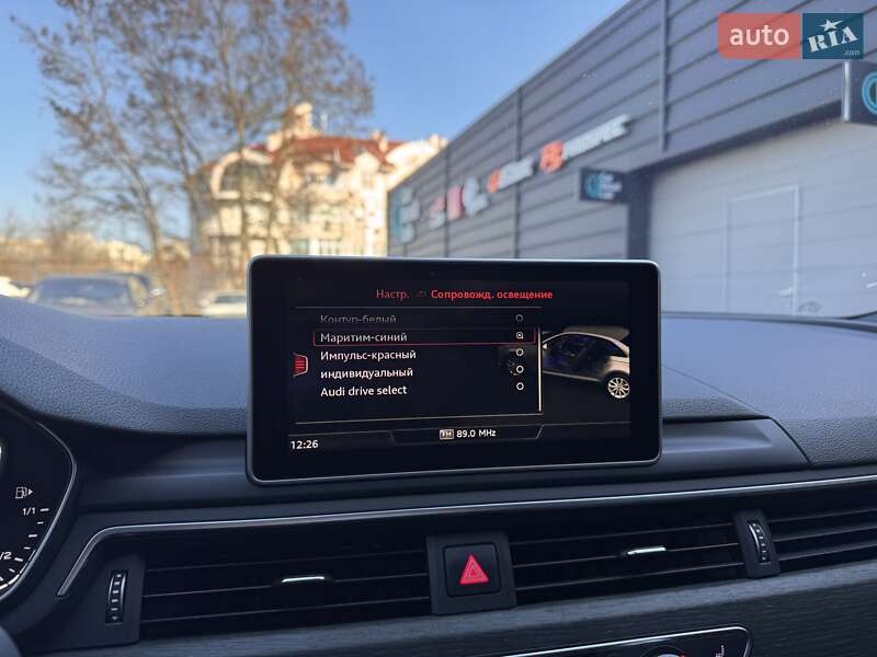 Седан Audi A4 2019 в Одессе