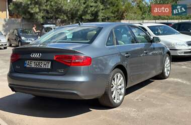 Седан Audi A4 2013 в Кривому Розі