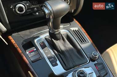 Седан Audi A4 2013 в Кривом Роге