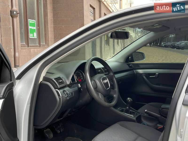 Седан Audi A4 2005 в Миколаєві