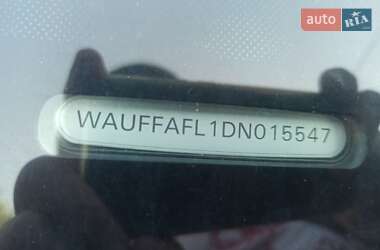 Седан Audi A4 2013 в Кривом Роге