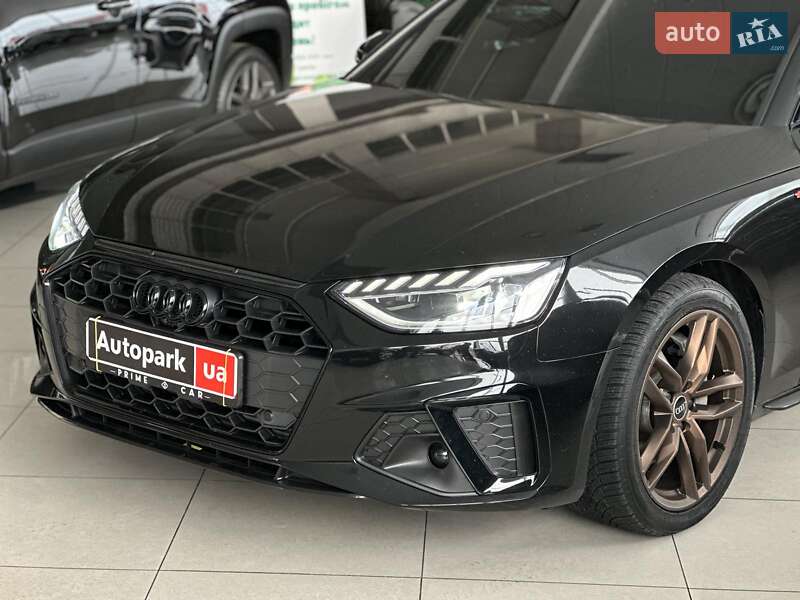 Седан Audi A4 2024 в Одесі